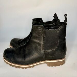 Chaco Fields Chelsea Waterproof Boots Women’s Size 9.5 Black Leather Lug Sole